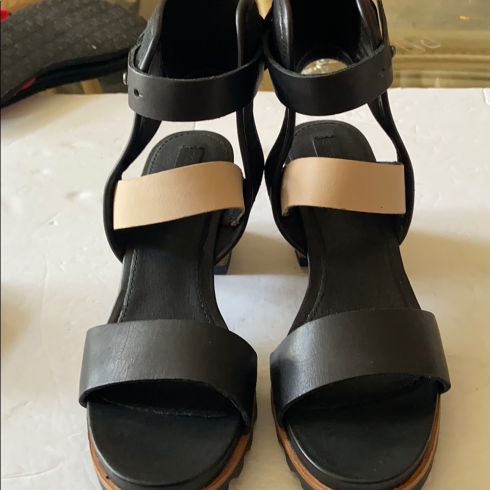 COPY - Sorel shoes nwot